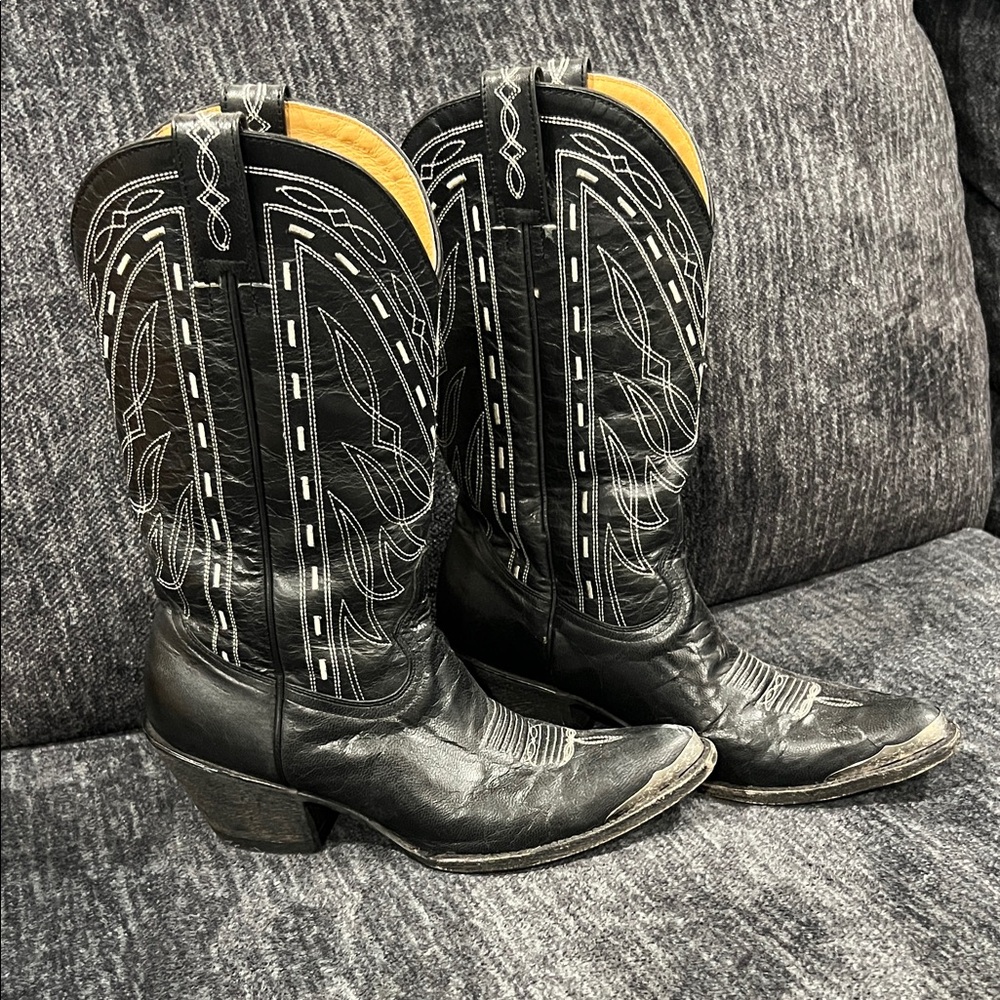 Idyllwind Black Embroidered Heeled Boots